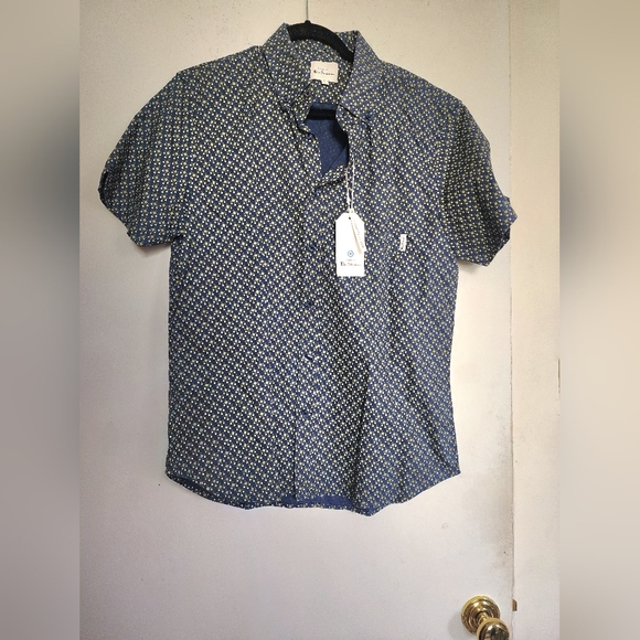 Ben Sherman Other - NWT Ben Sherman blue and green short sleeve button down size Medium